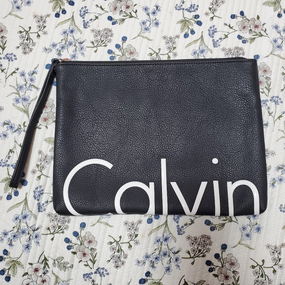 CALVIN KLEIN Wristlet Pouch - Picture 1 of 6